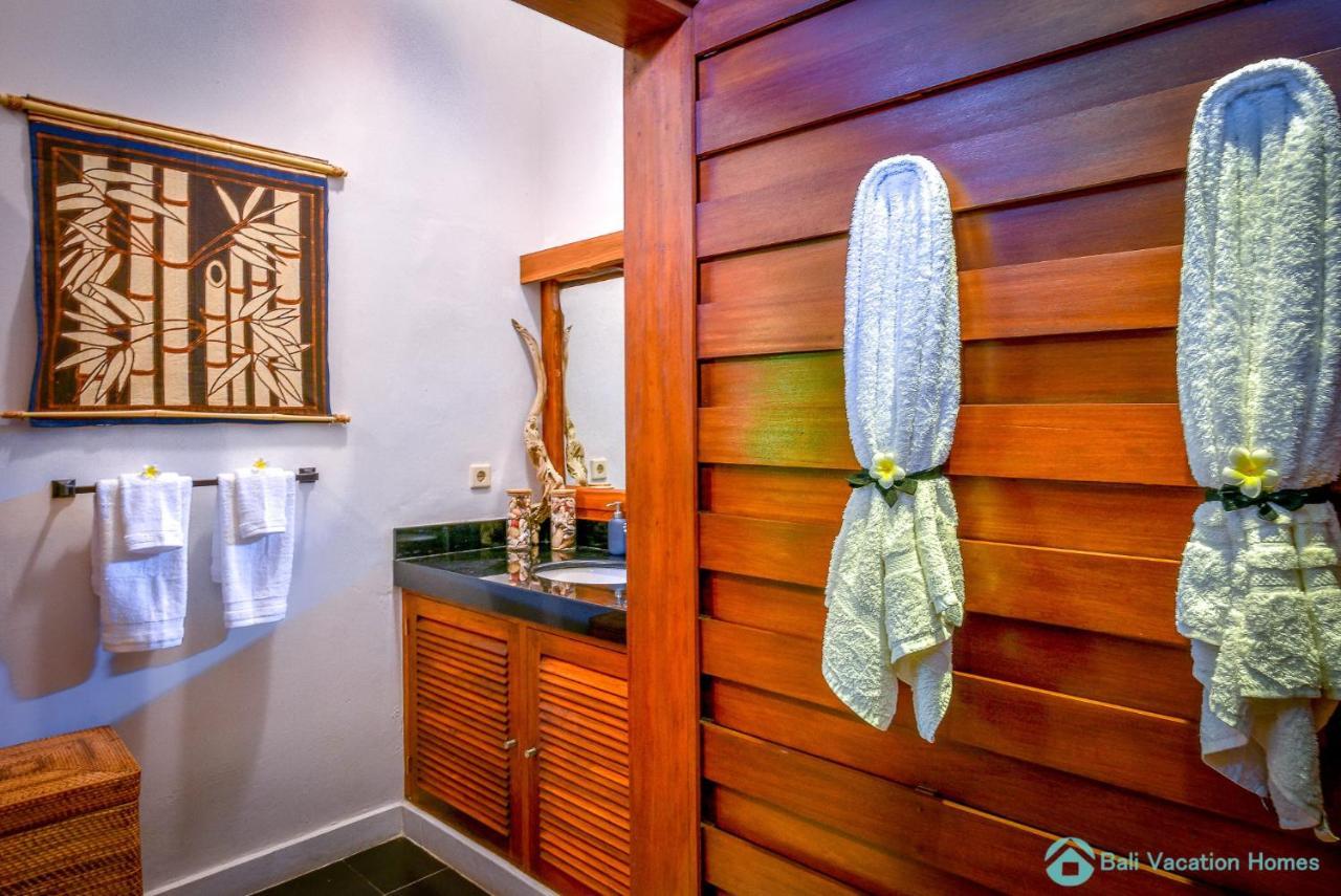 Villa Kamboja - Intimate Luxury Lovina Beach Villa Banjar  ภายนอก รูปภาพ